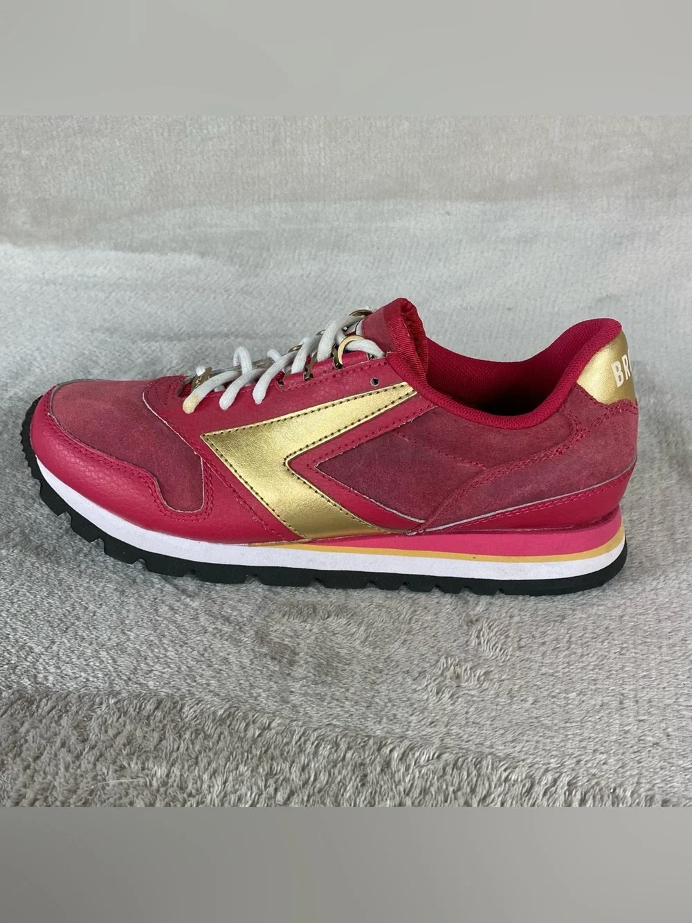 Brooks Vintage 1201711B698 Womens Sneakers Size 9 Red Gold Running Shoes NEW - Picture 2 of 12